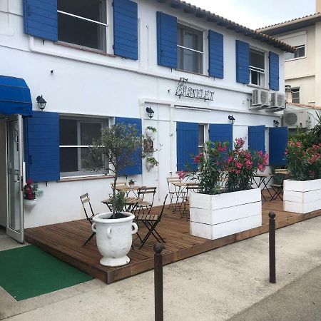 Le Castelet Hotel Saintes-Maries-de-la-Mer Exterior photo